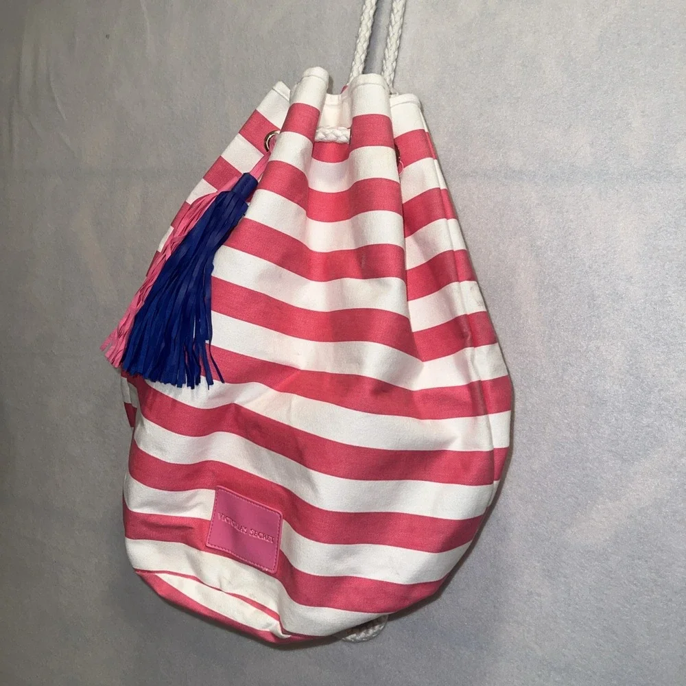 Victoria's Secret 2WAY Shoulder‎ Bag Backpack Pink and White Striped Pattern